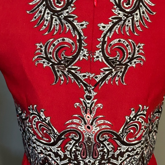 Talbots size 4 women’s below the knee dress color red and black short sleeves - Picture 8 of 8